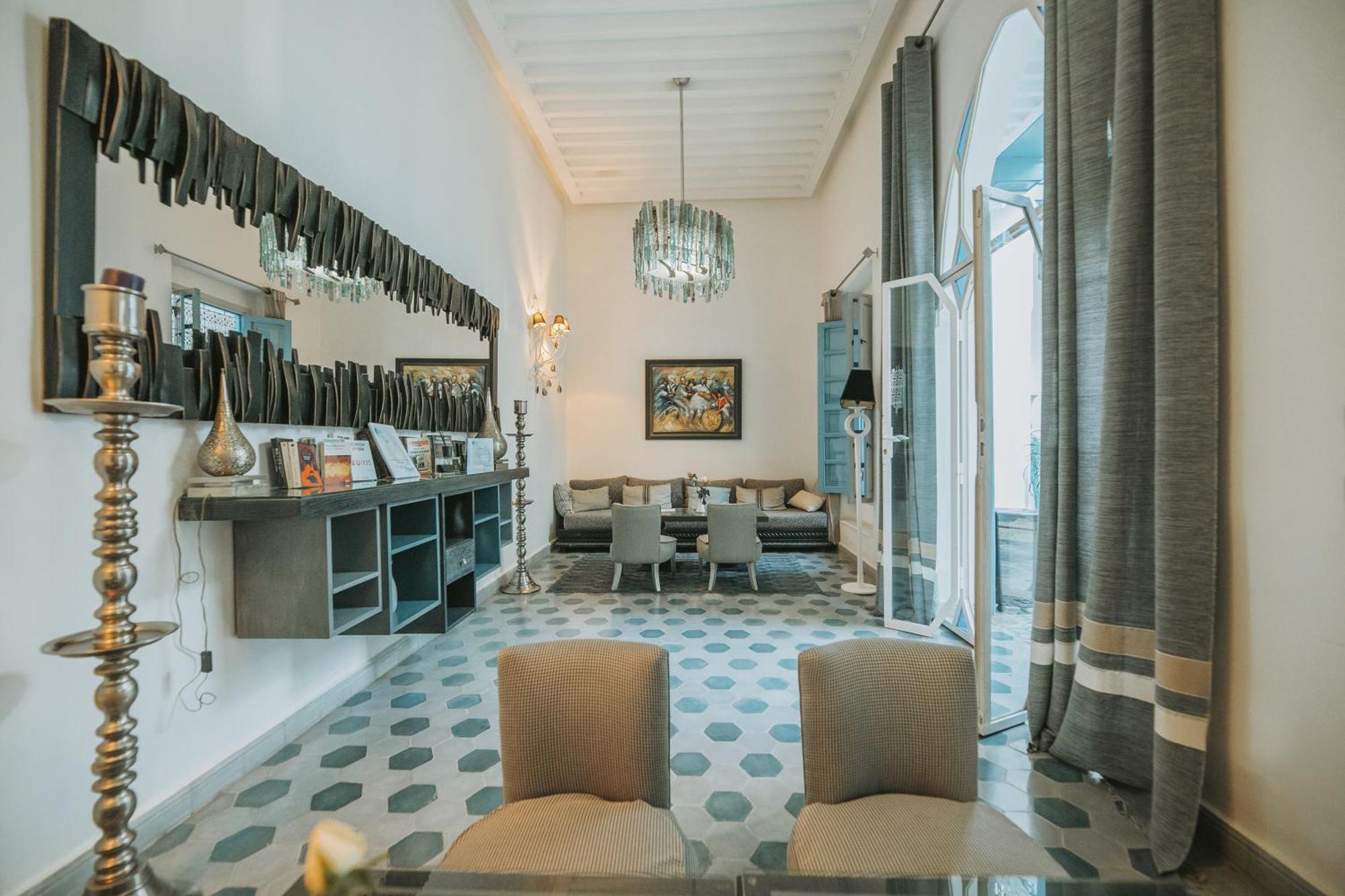 Riad Le Perroquet Bleu Suites & Spa Marakeş Dış mekan fotoğraf
