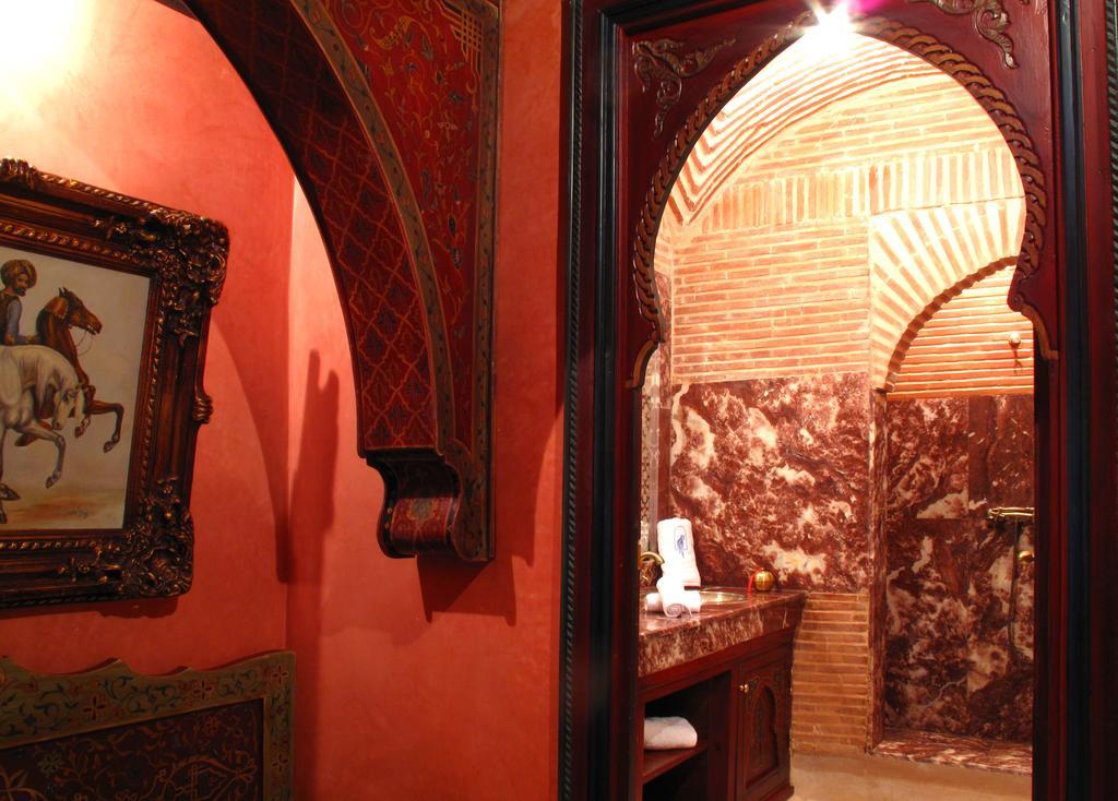Riad Le Perroquet Bleu Suites & Spa Marakeş Dış mekan fotoğraf